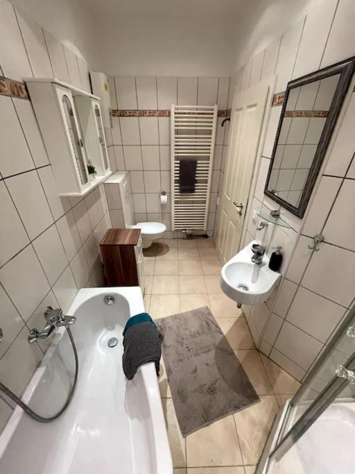 Cosy & Central Flat Near Duesseldorf Center Esterno foto